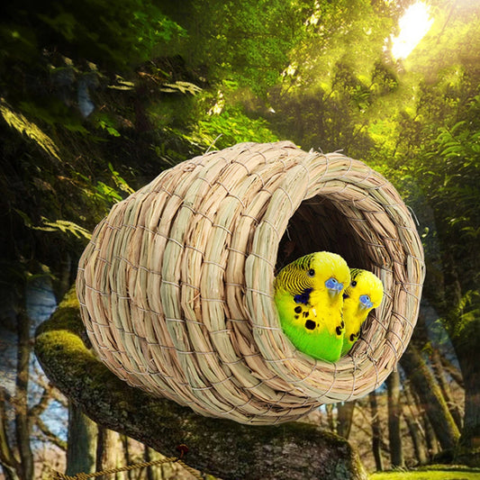 Natural Handmade Straw Bird Nest – Cozy Retreat for Pet Birds