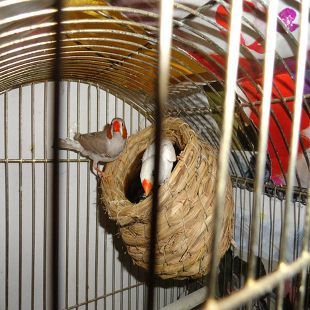 Natural Handmade Straw Bird Nest – Cozy Retreat for Pet Birds
