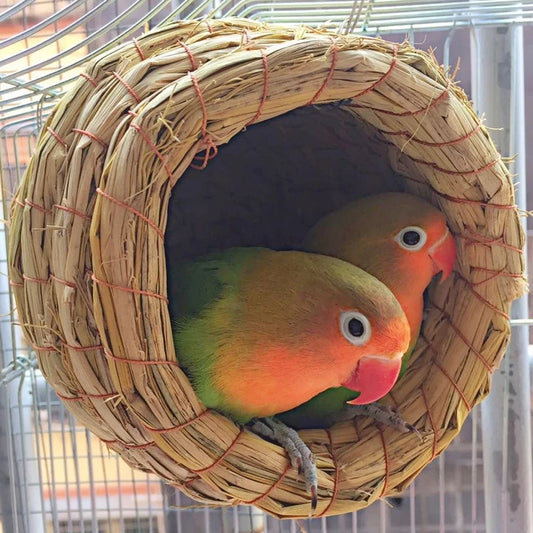 Natural Handmade Straw Bird Nest – Cozy Retreat for Pet Birds